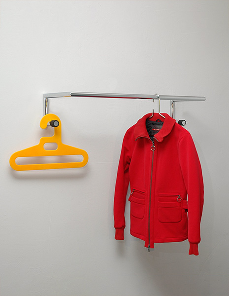 Link wall mounted coat rack