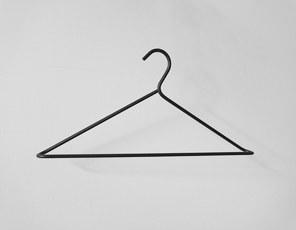 Twist hanger